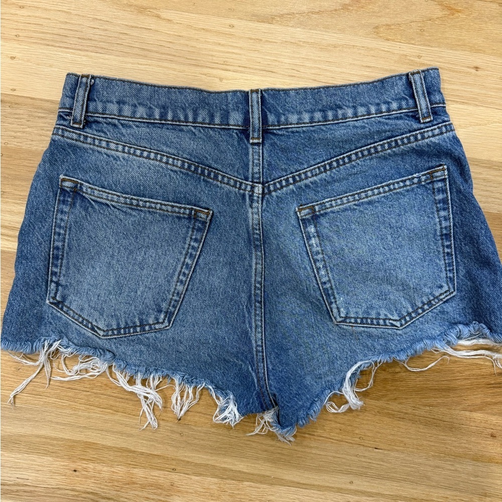 Reformation Dixie High Rise Jean Shorts Size 25 - Picture 5 of 5